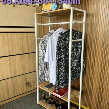 Kệ treo quần áo 3